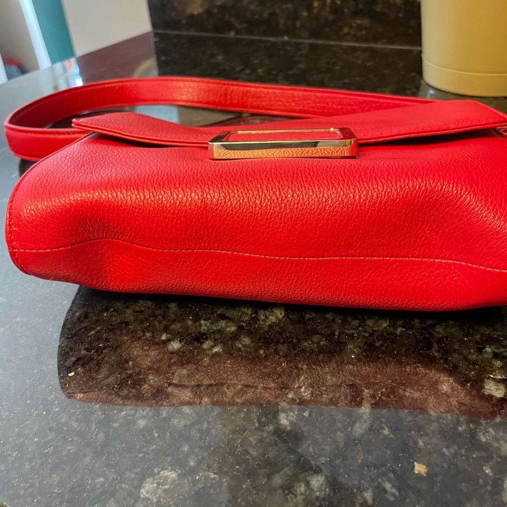 Talbot Pebble Leather Red Purse - Picture 7 of 8